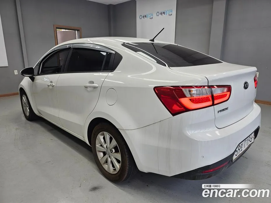 2014 Kia pride 1.4 MPI Sedan, фото 2, лот 10155167