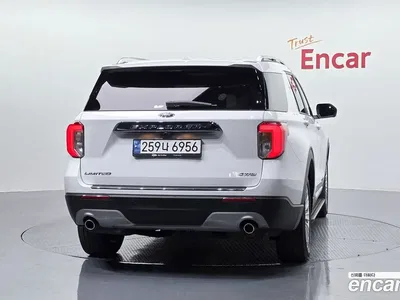 2023 Ford Explorer 2.3 LimIted 4WD, фото 4, лот 10125264