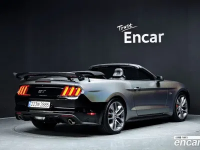 2017 Ford Mustang GT Convertible, фото 2, лот 10123643