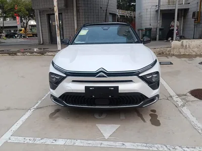 2026 Citroën Versailles C5 X, фото 2, лот 10378102