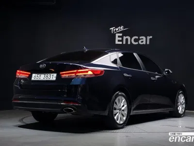 2018 Kia K5 2.0 MX, фото 1, лот 10051145
