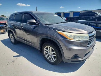 2014 TOYOTA HIGHLANDER LE, фото 4, лот 10535790