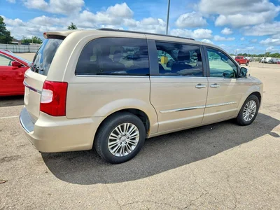 2013 CHRYSLER TOWN & COUNTRY TOURING L, фото 3, лот 10866783