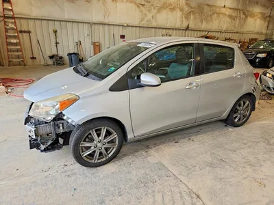 2014 TOYOTA YARIS 5-DOOR SE, фото 1, лот 10508729