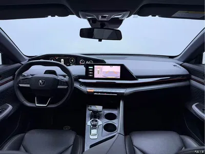 2022 Changan UNI-V 1.5T Premium Model, фото 3, лот 10247150