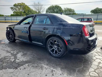 2019 CHRYSLER 300 S, фото 2, лот 10645012