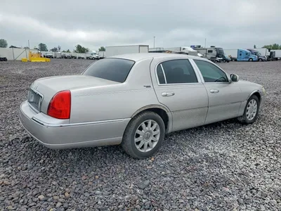 2009 LINCOLN TOWN CAR SIGNATURE LIMITED, фото 3, лот 10875484