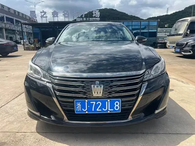 2018 Toyota Crown 2.0T Fashion Edition, фото 2, лот 10324397