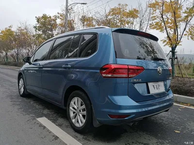 2016 Volkswagen Touran L 280TSI DSG Elegance, фото 4, лот 10888578
