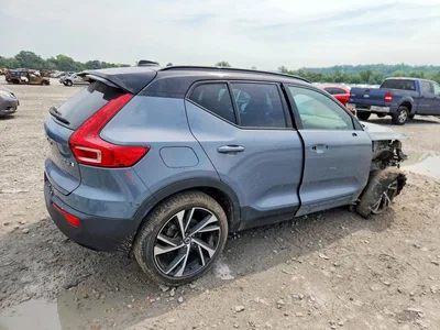 2022 VOLVO XC40 T5 R-DESIGN, фото 3, лот 10656433