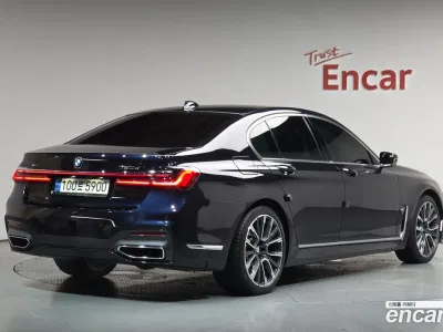 2021 BMW 7-Series 730d xDrive M Sport, фото 1, лот 10144292