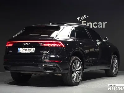 2021 Audi Q8 55 TFSI Quattro Premium, фото 2, лот 10204242