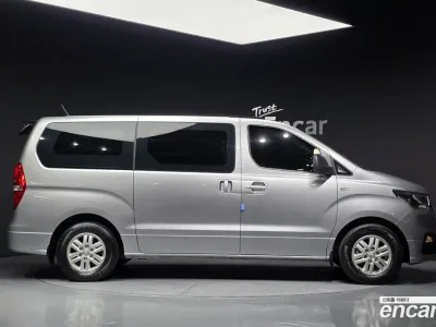 2021 Hyundai Starex Van 3-Seater, фото 4, лот 10161205