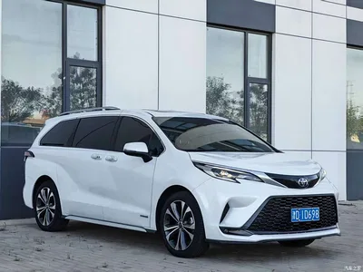 2024 Toyota Granvia 2.5L Hybrid Premium PLUS, фото 3, лот 10444259