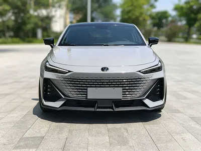 2022 Changan UNI-V 1.5T Smart Pilot Edition, фото 2, лот 10252851