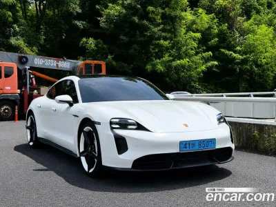 2023 Porsche Taycan GTS, фото 2, лот 10199769