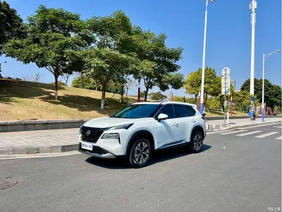 2023 Nissan X-Trail e-POWER Super Hybrid Dual Motor AWD Luxury Edition, фото 1, лот 10344146