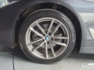 2018 BMW 5-Series 520d xDrive M Sport Package Plus, фото 4, лот 10067481