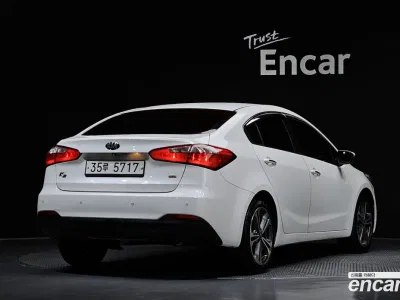2013 Kia K3 Trendy, фото 2, лот 10699697