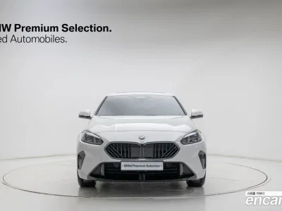 2025 BMW 2-Series 220 M Sport, фото 2, лот 10040388