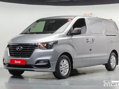 2020 Hyundai Starex Van 3-Seater, фото 1, лот 11497779