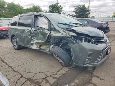 2018 TOYOTA SIENNA XLE 8-PASSENGER, фото 4, лот 10557986