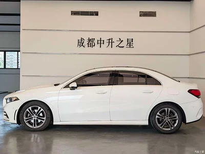 2021 Mercedes-Benz A-Class A 180 L Sports Sedan, фото 4, лот 10593036