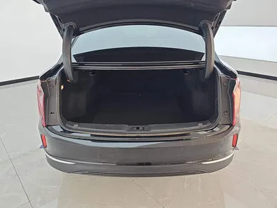 2024 Hongqi E-QM5 Model 610km PLUS, фото 4, лот 11103270
