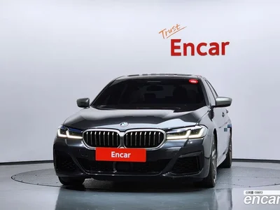 2022 BMW 5-Series M550i xDrive, фото 3, лот 10203805