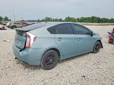2015 TOYOTA PRIUS TWO, фото 3, лот 10581839