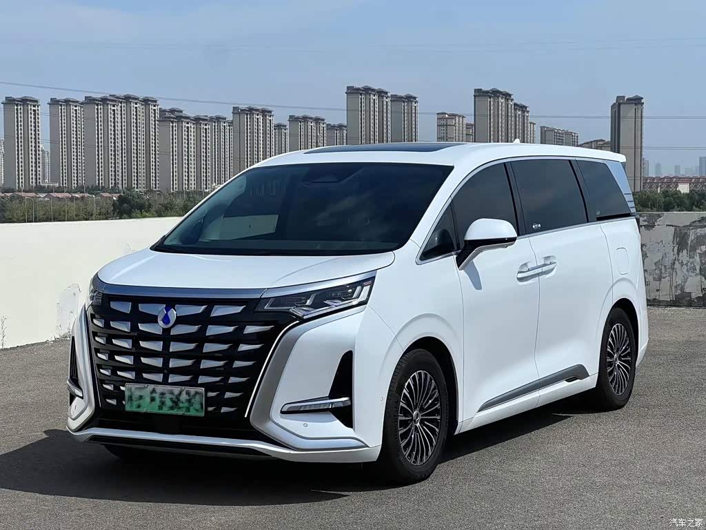 2022 Denza D9 DM-i 970 AWD Flagship, фото 1, лот 11204818