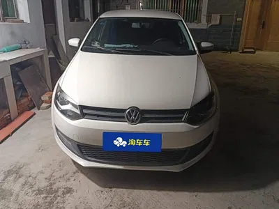 2013 Volkswagen Polo 1.6L Automatic Comfort Edition, фото 2, лот 10464735