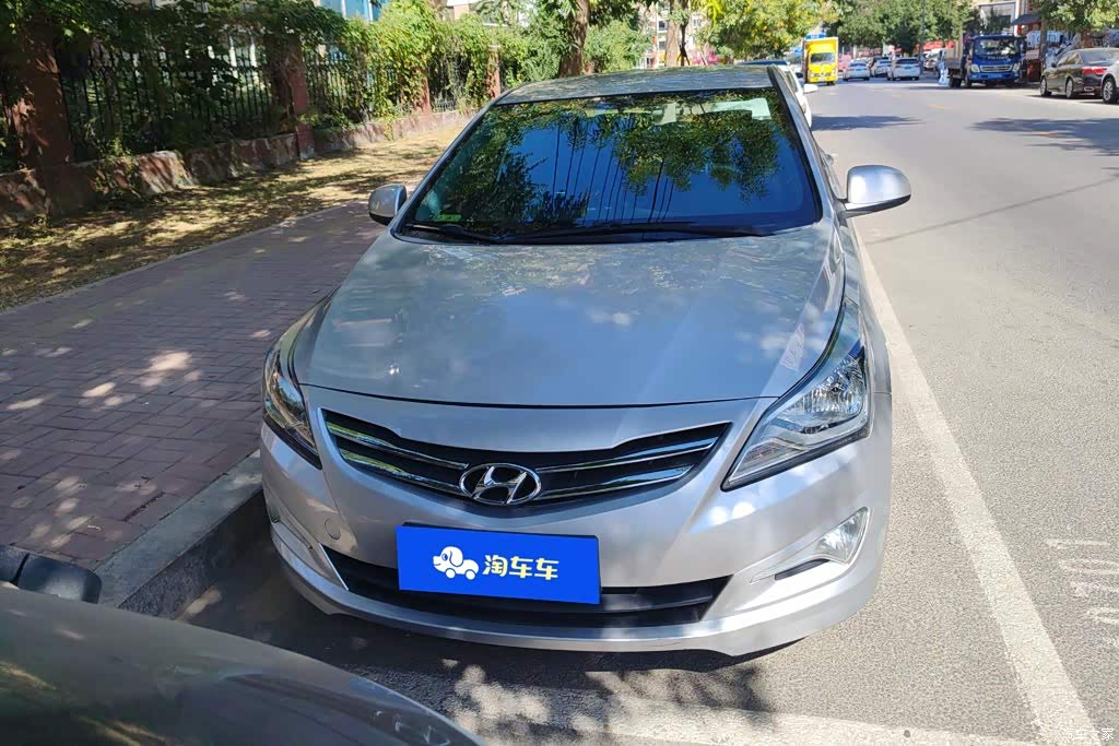 2014 Hyundai Verna 1.4L Automatic Smart GLS, фото 2, лот 11007396