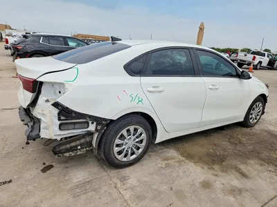 2024 KIA FORTE LX, фото 3, лот 10665506