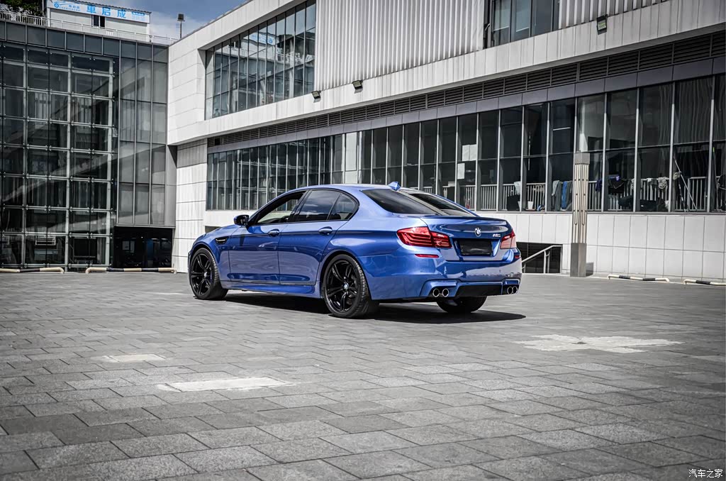 2014 BMW M5, фото 4, лот 10474878