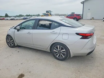 2020 NISSAN VERSA SV, фото 2, лот 10735623