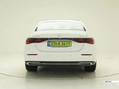 2025 Mercedes-Benz E-Class E450 4MATIC Exclusive, фото 4, лот 10168892