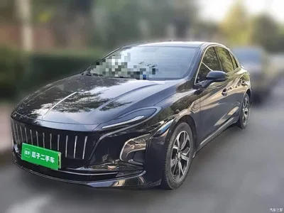 2023 Hongqi E-QM5 Facelift Basic Travel Edition, фото 1, лот 10334569
