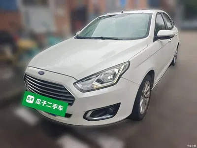 2015 Ford Escort 1.5L Automatic Fashion, фото 1, лот 10282541