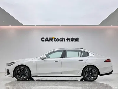 2025 BMW 5 Series 530Li Premium M Sport Package, фото 2, лот 11138308