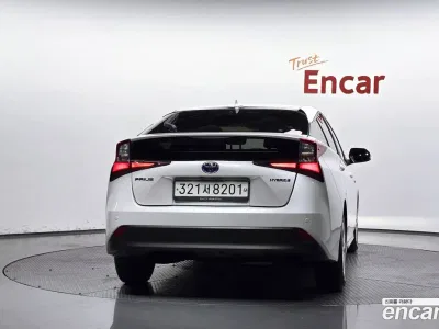 2021 Toyota Prius 1.8, фото 3, лот 10201033