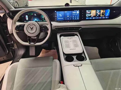 2025 Voyah Auto VOYAH FREE 318 259km 4WD Explorer Edition, фото 4, лот 11140971