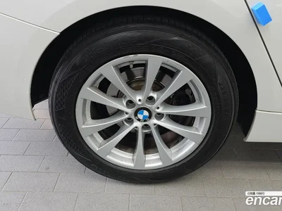 2018 BMW Gran Turismo GT 320d, фото 4, лот 10055722
