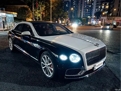 2021 Bentley Flying Spur 4.0T V8 Standard Version, фото 1, лот 10770623