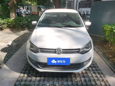 2013 Volkswagen Polo 1.6L Automatic Comfort Edition, фото 2, лот 11582367
