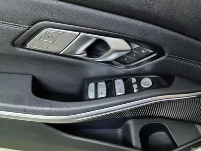 2020 BMW 3 Series 325Li Launch Edition, фото 2, лот 10886404
