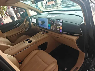 2025 Voyah Auto Voyah Dreamer PHEV AWD Excellent Kunpeng Edition, фото 4, лот 10889564