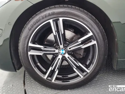 2022 BMW 4-Series 420i M Sport Convertible, фото 4, лот 10145851
