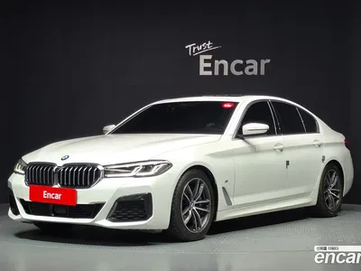 2021 BMW 5-Series 520i M Sport, фото 1, лот 10520375
