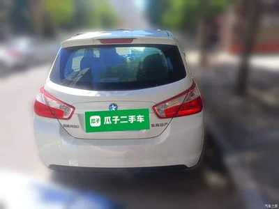 2016 Venucia R50 Model 1.6L Automatic Elite Edition, фото 3, лот 11153753